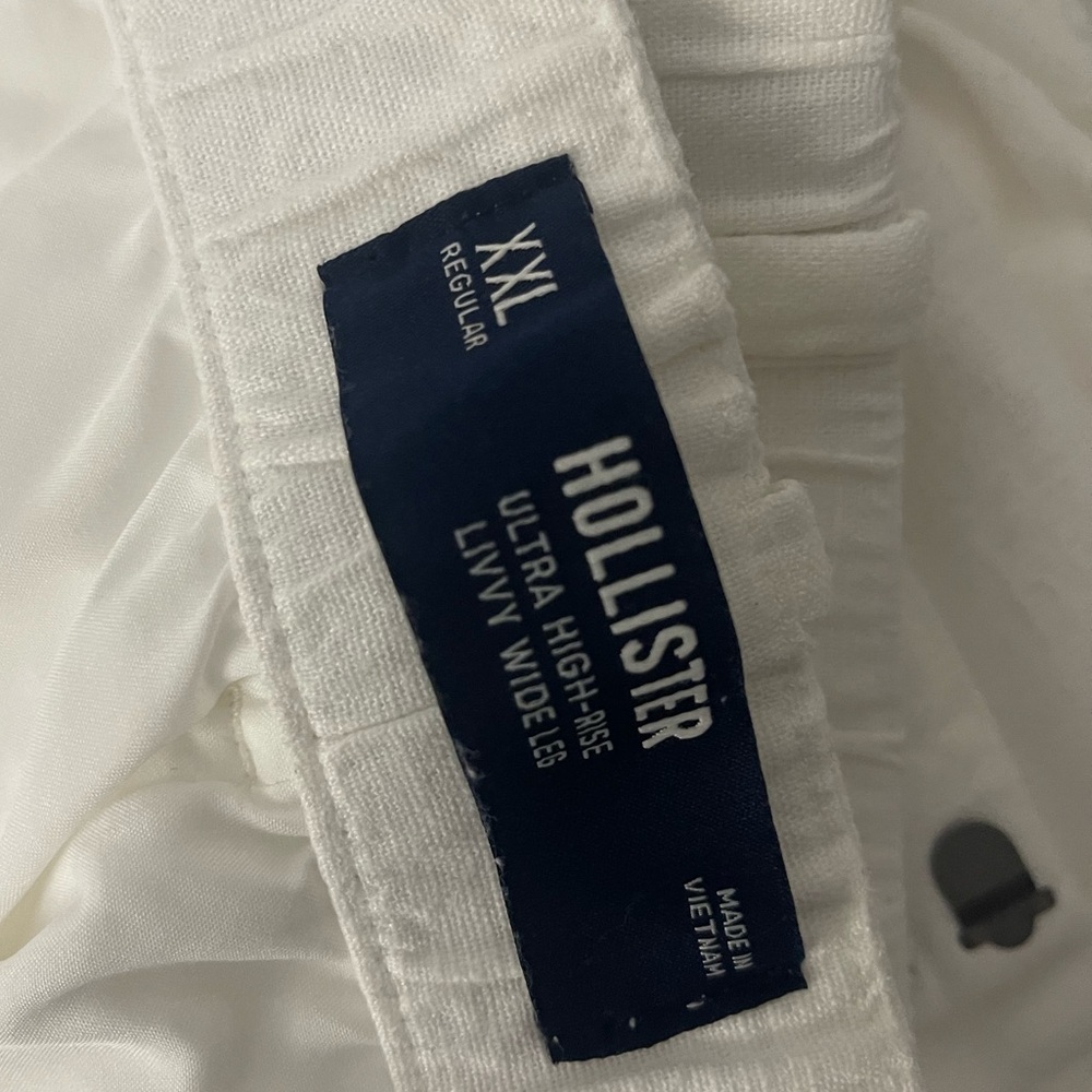 Hollister White Wide-Leg Pants - Picture 6 of 6